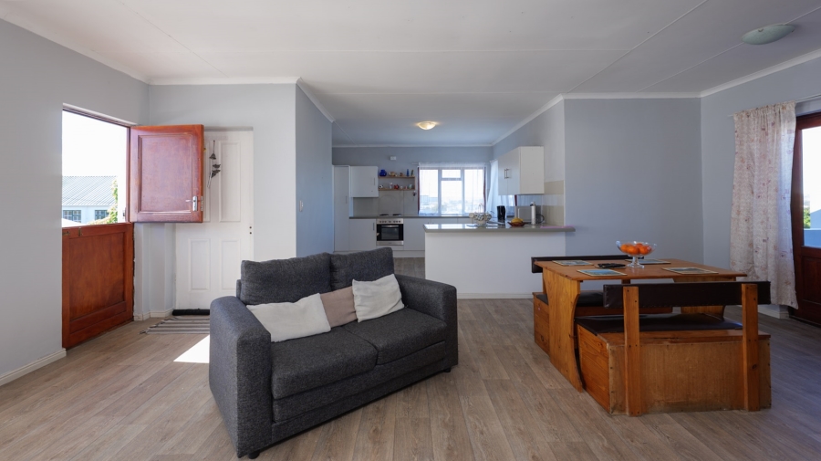 5 Bedroom Property for Sale in Bredasdorp Western Cape